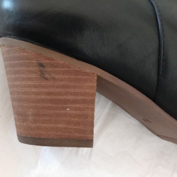 Crown Vintage Leather Bootie - Picture 11 of 13